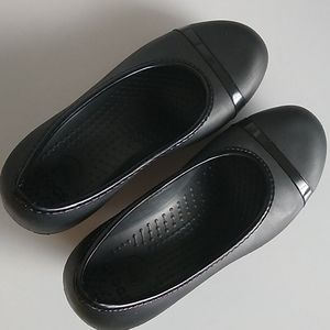 Crocs Lena wedge black heels